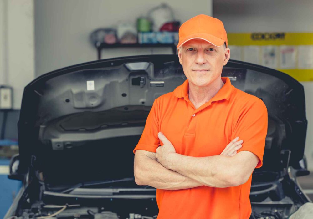 3 Tips to Find A Great Car Mechanic for Your Garage